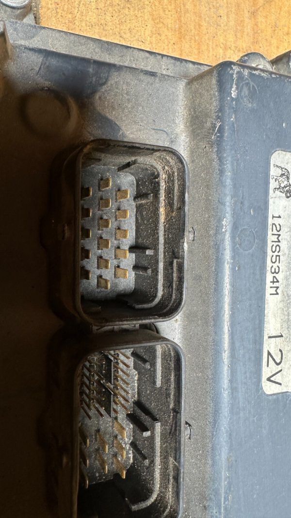 12MS534M Mack E7 Control Module 2004-2007 OEM - Image 6
