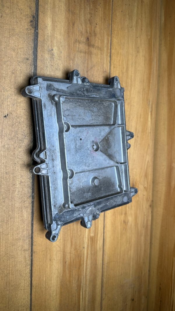 12MS534M Mack E7 Control Module 2004-2007 OEM - Image 8
