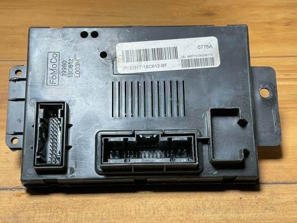 14-18 TAURUS EG1T-18C612-BF Temperature Control Module