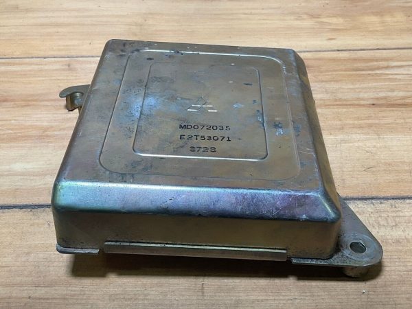 1981-1983 Reliant New Yoker Engine Computer Module MD072035