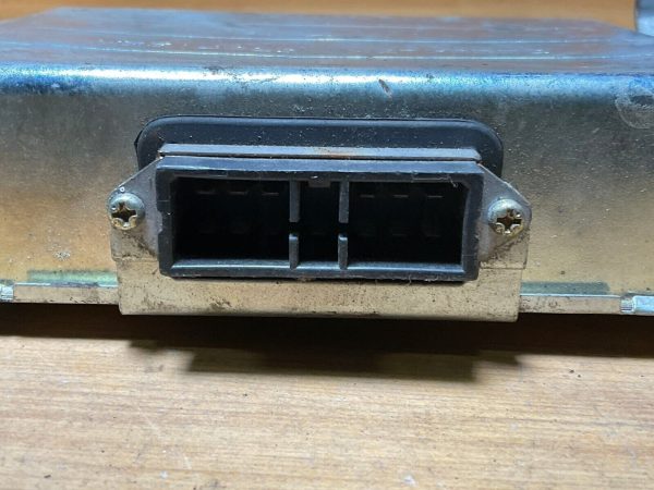 1987 Mitsubishi Starion ABS Control Module MB314922 - Image 4