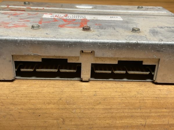 1988-1989 Chevrolet Cavalier Engine Computer Module 1228321 AKCY - Image 4