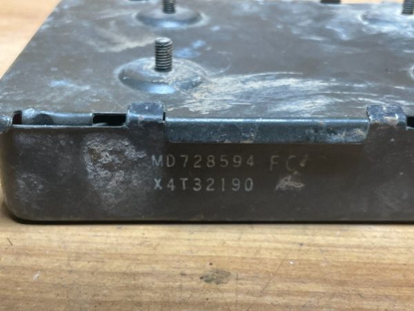 1989-1992 Mitsubishi Mirage Transmission Computer Module TCU TCM MD728594 - Image 4