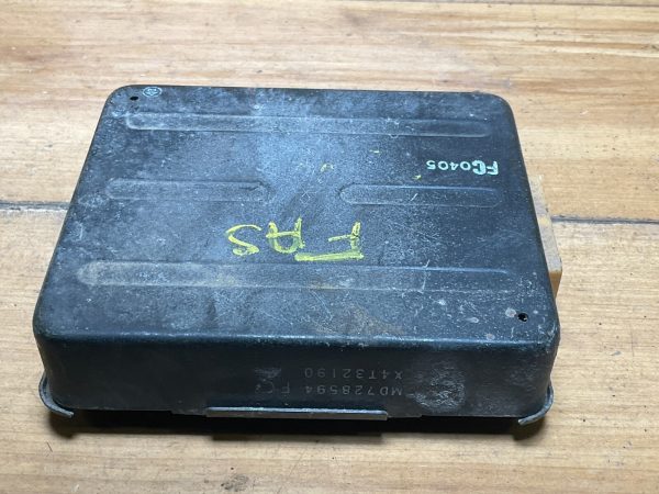 1989-1992 Mitsubishi Mirage Transmission Computer Module TCU TCM MD728594