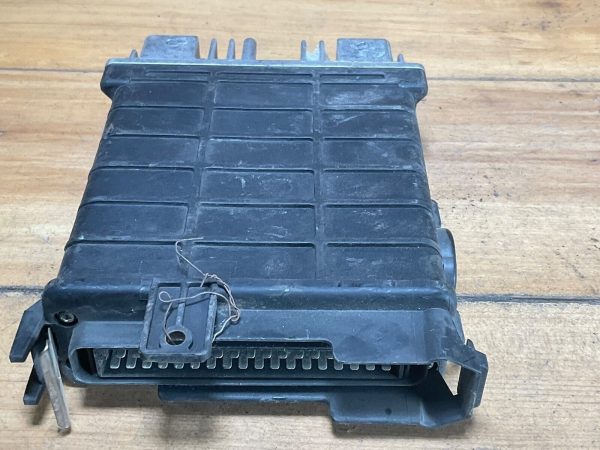 1989 AUDI 80 Engine Computer Module ECM ECU  0280800295 - Image 4