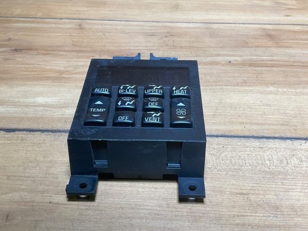 (1992-93) Oldsmobile  ATC (Automatic Temp Control) P/N: 16169863