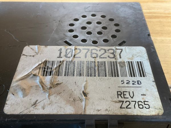 1996 Oldsmobile 88 BCM Body Control Module 10276237 - Image 3