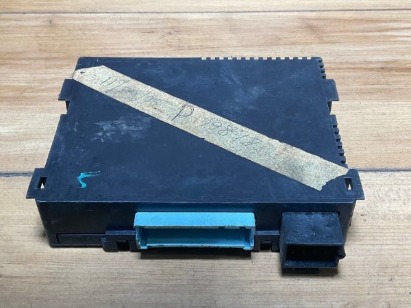 1996 Oldsmobile 88 BCM Body Control Module 10276237 - Image 5