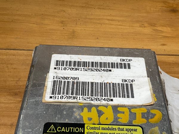 1996 Oldsmobile Ciera ABS module computer 16200709 - Image 3