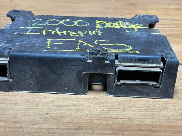 1998 Ford Escort  Radio Amplifier F8CF-18T806-AA - Image 3