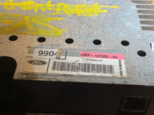 1998 Ford Escort  Radio Amplifier F8CF-18T806-AA - Image 5