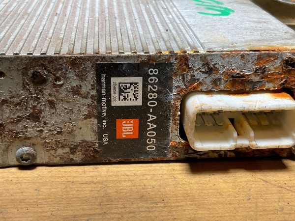 2000-2003 Toyota Solara Radio Audio Amplifier Module 86280-AA050 - Image 5