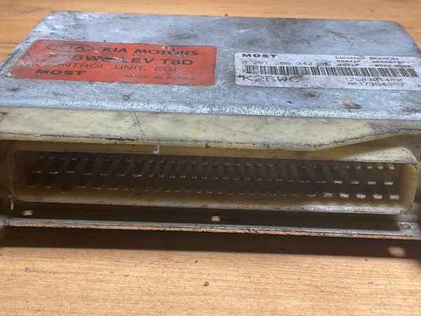 2000 Kia Spectra Engine Computer Module ECM ECU OEM M261206342 - Image 4
