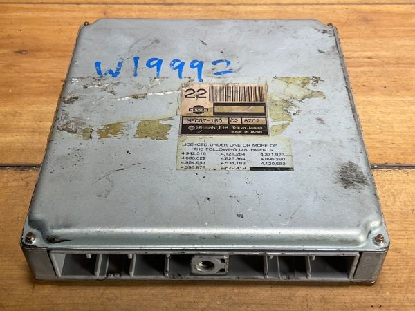 2000 Nissan  Pathfinder Engine Computer Module ECU ECM MEC07-160