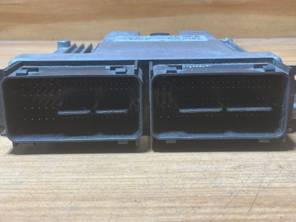 2005 Ford Escape ecu ecm computer GJ5A-12A650-SB - Image 4