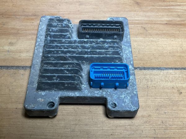 2005 Pontiac Grand Am  Engine Computer Module ECU ECM 12587611 - Image 7