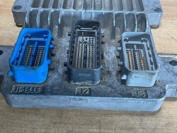 2006 Chevrolet Malibu Engine Computer  Module ECM ECU 12605582 - Image 4
