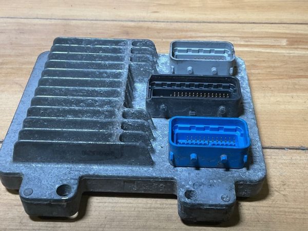 2006 Pontiac G6 Engine Computer Module ECM ECU 12600090