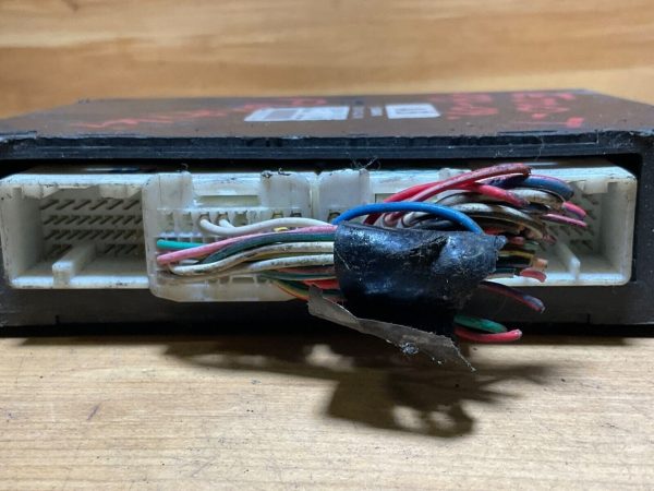 2006 Subaru Legacy Engine Computer Module ECM ECU 22611AL740 - Image 4
