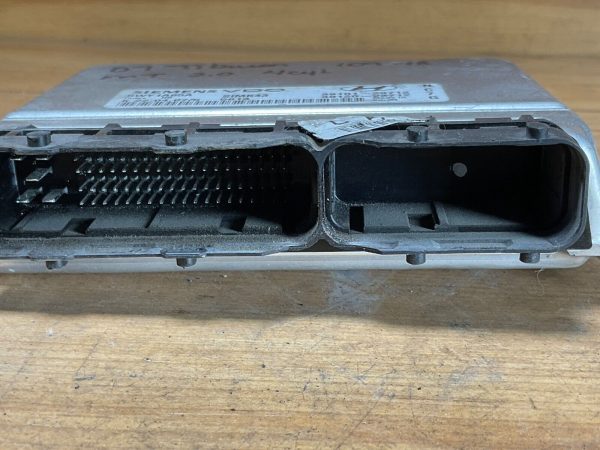 2007-08 Hyundai Tiburon Engine Control Module ECM ECU 3912023712 - Image 4