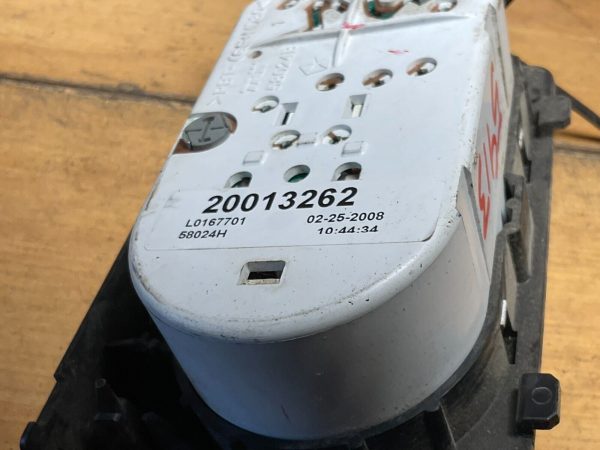 2007-2009 Chrysler Aspen Rear Climate Control Unit 20013262 - Image 4