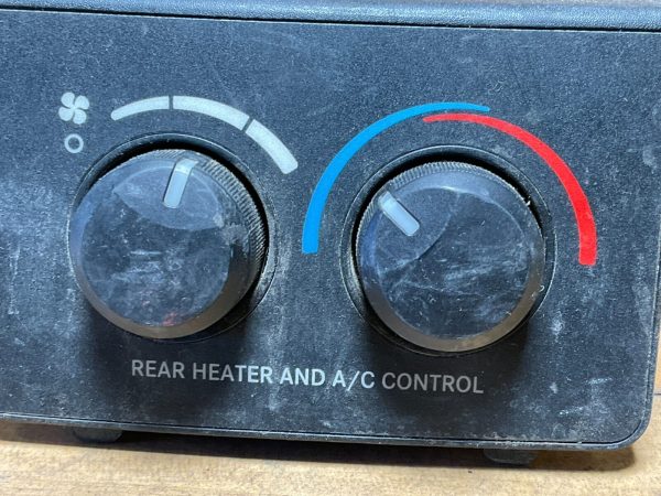 2007-2009 Chrysler Aspen Rear Climate Control Unit 20013262 - Image 5