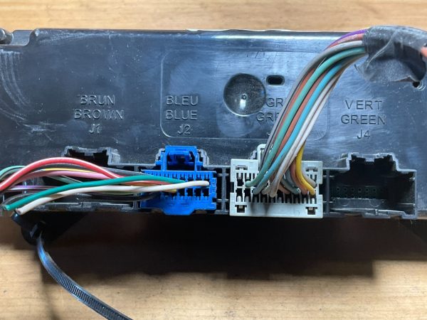 2007-2009 Pontiac Torrent  Climate Control Temperature Module OEM 25976027 - Image 3