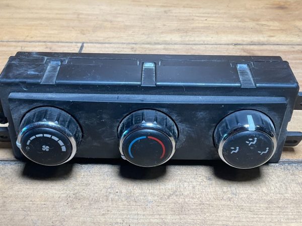 2011 Dodge Caravan Climate Control Module OEM 55111967AA