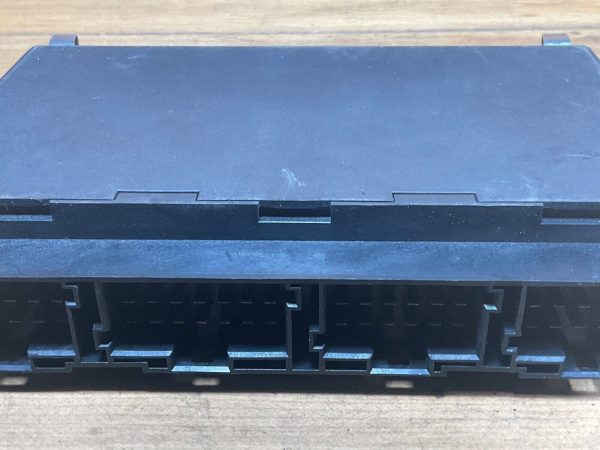 2011 Freightliner Cascadia Engine Computer Module ECM ECU A0024467902/001 - Image 6