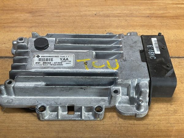 2012-14 Hyundai Genesis Transmission Control Module TCM  95440-4F222