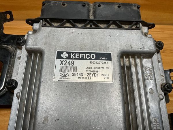 2014-2016 Kia Forte Engine Computer Control Module 39133-2EYD1 - Image 3