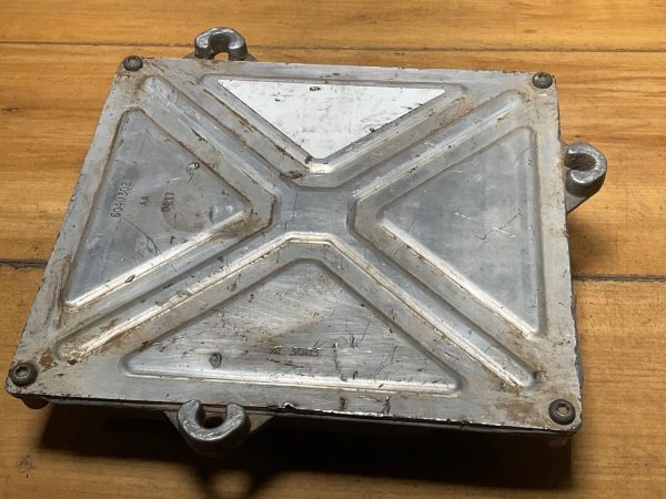 2016-18 Chevrolet Silverado Body Control Module BCM 84196606 - Image 5