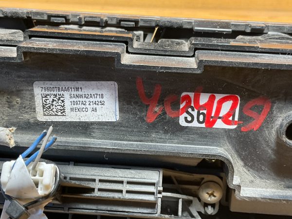2016-2018 Honda Civic Climate Control Unit OEM  79600tbaa611m1 - Image 4