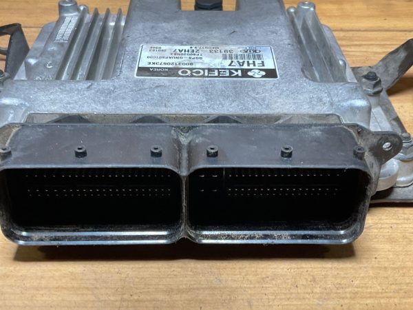 2016 Kia Soul Engine Computer Module ECM ECU 39133-2EHA7 - Image 5