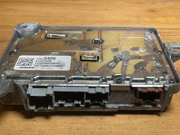 2017-2020 Buick Encore Radio Amplifier 42555409 - Image 6