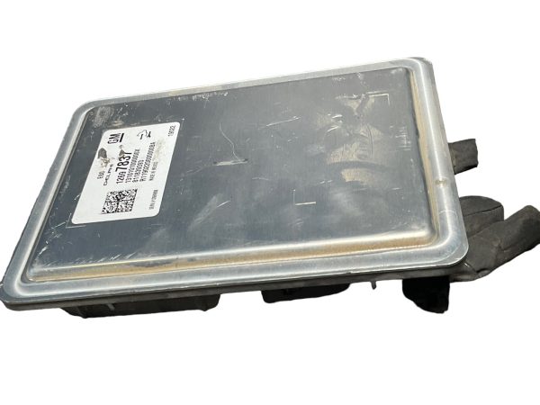2018-2019 Chevrolet Equinox Engine Computer Module ECU ECM 12697837 - Image 3