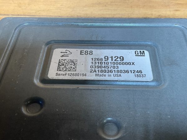 2018 Chevrolet Malibu Engine Computer Module ECM ECU OEM 12689129 - Image 5