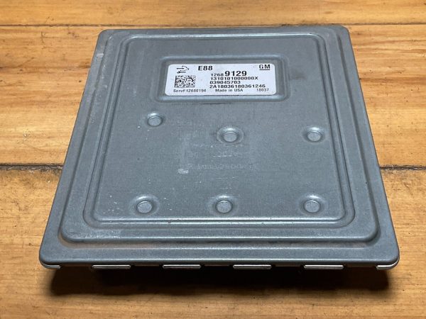 2018 Chevrolet Malibu Engine Computer Module ECM ECU OEM 12689129 - Image 6