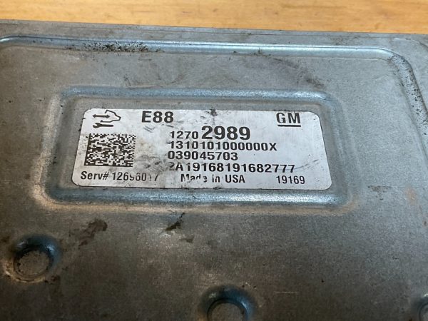 2020 GMC Terrain Engine Computer Module ECM ECU OEM 12702989 - Image 6