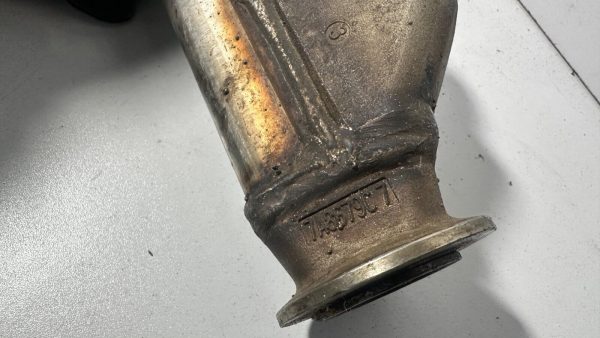 International VT365 6.0L Diesel Engine EGR COOLER Part 7A8679C7 - Image 5