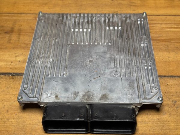 Isuzu Engine Computer Module ECM ECU OEM 898349194 6WG1XDQA 631658 - Image 6